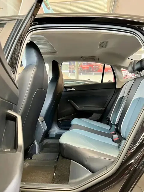 朗逸新锐砍高配保价！7.999万起，