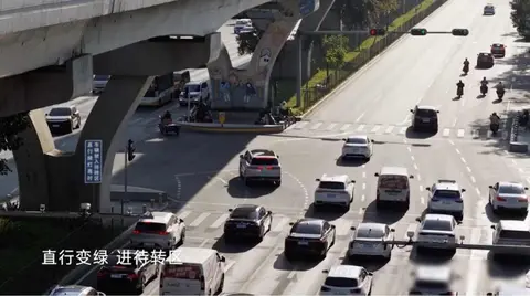 比亚迪车主每天跑1.6亿公里，AI却在偷偷学开车，这事儿有点意思