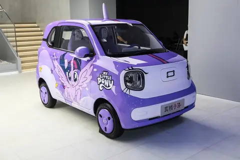 7月改款、10月5门版！奔腾小马新车时间表敲定