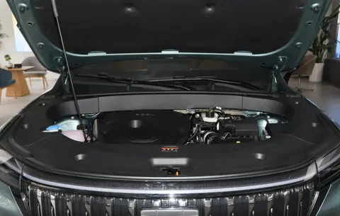 家用SUV绕不开的选择？单月交付量轻松破3W台，博越L选购指南